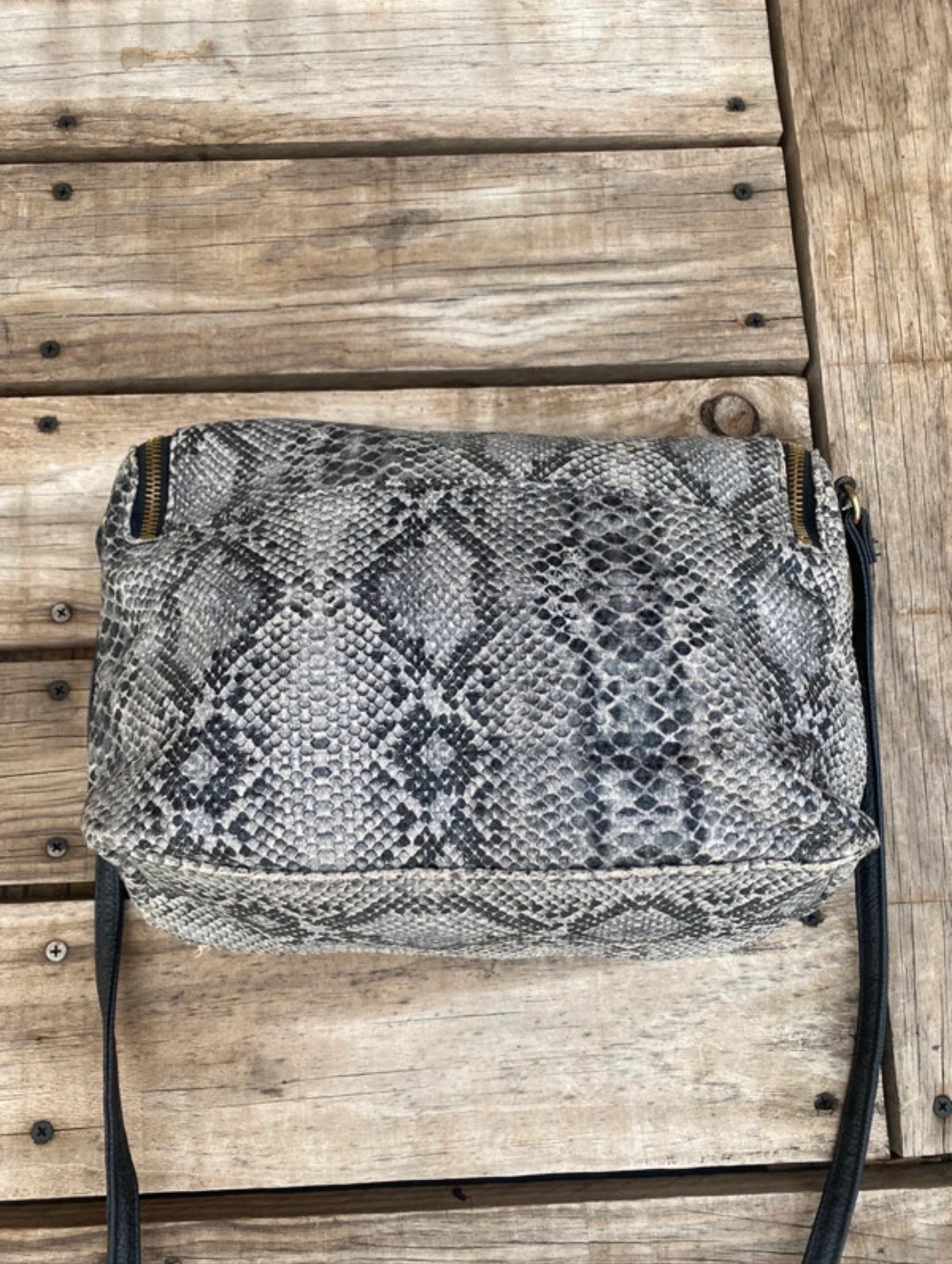 Bolsa, cobra – photo 5